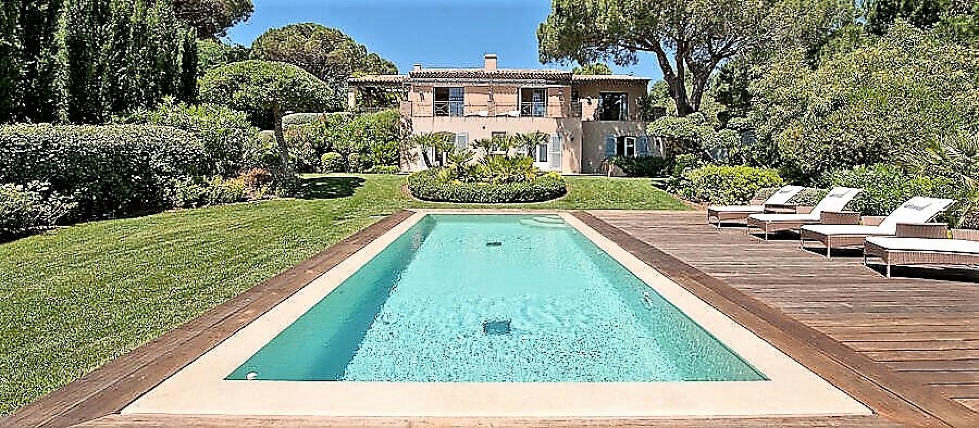 A villa to rent for your holiday in Saint Tropez, Côte d'Azur