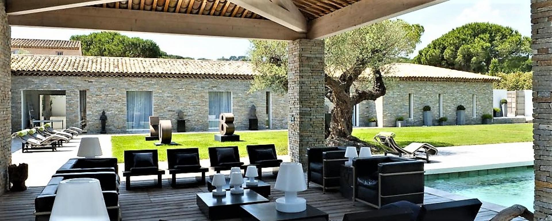 THE TERRACE CLOSE TO THE SWIMMING POOL IN VILLA LOVE